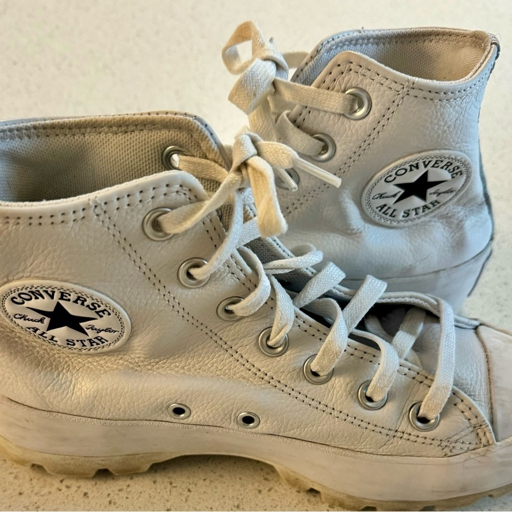 🍍 Size 7 - Converse Chuck Taylor All Star Platform High White - 560846C🍍